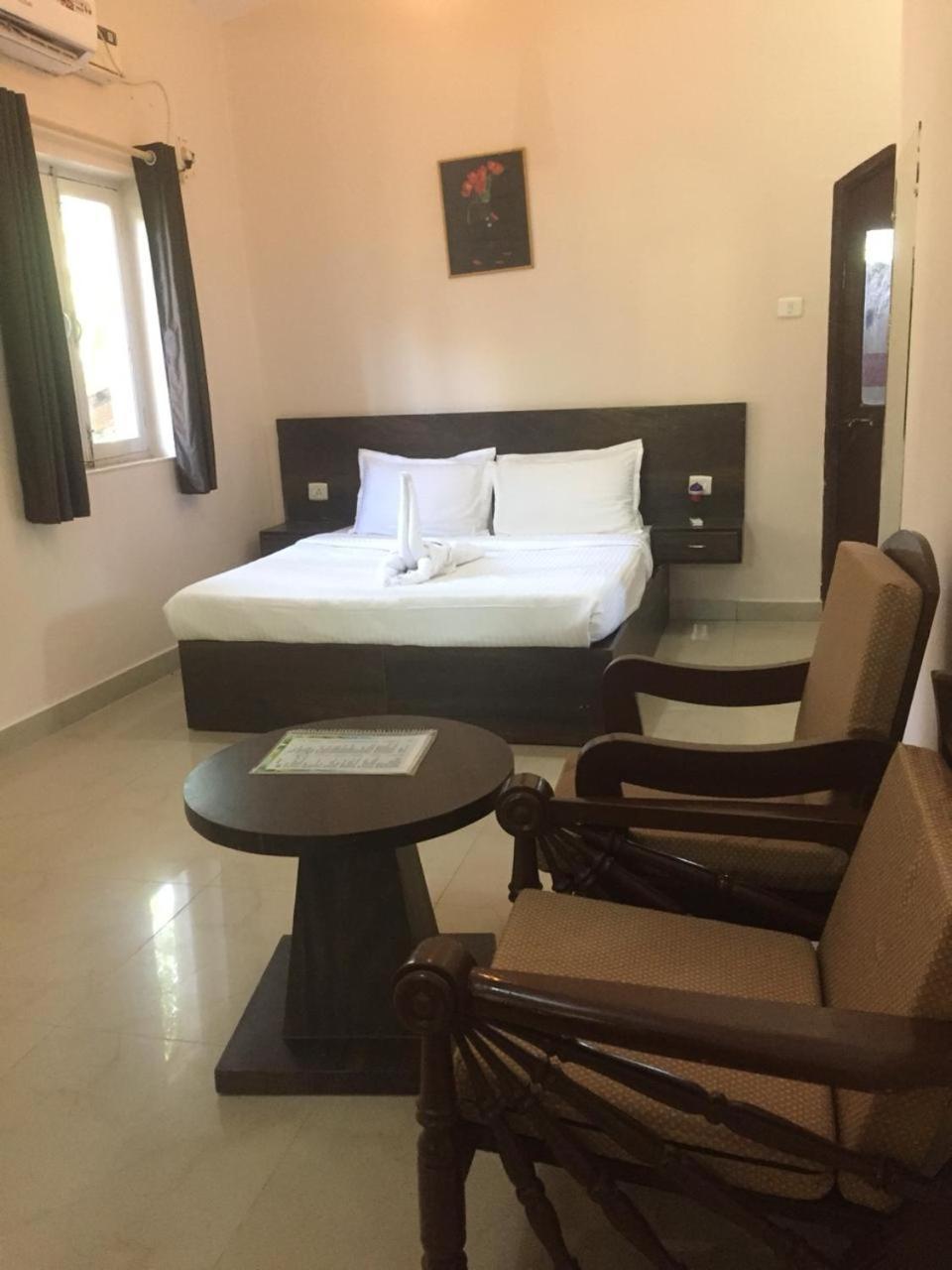 Ave Maria Guest House Candolim Ngoại thất bức ảnh